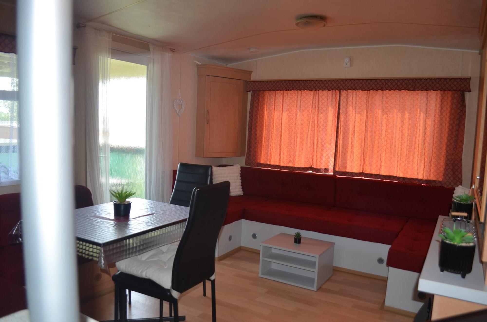 فندق Mobilheim 16 A 17 - Vyrovicka Prehrada Vyr Vyrovice المظهر الخارجي الصورة